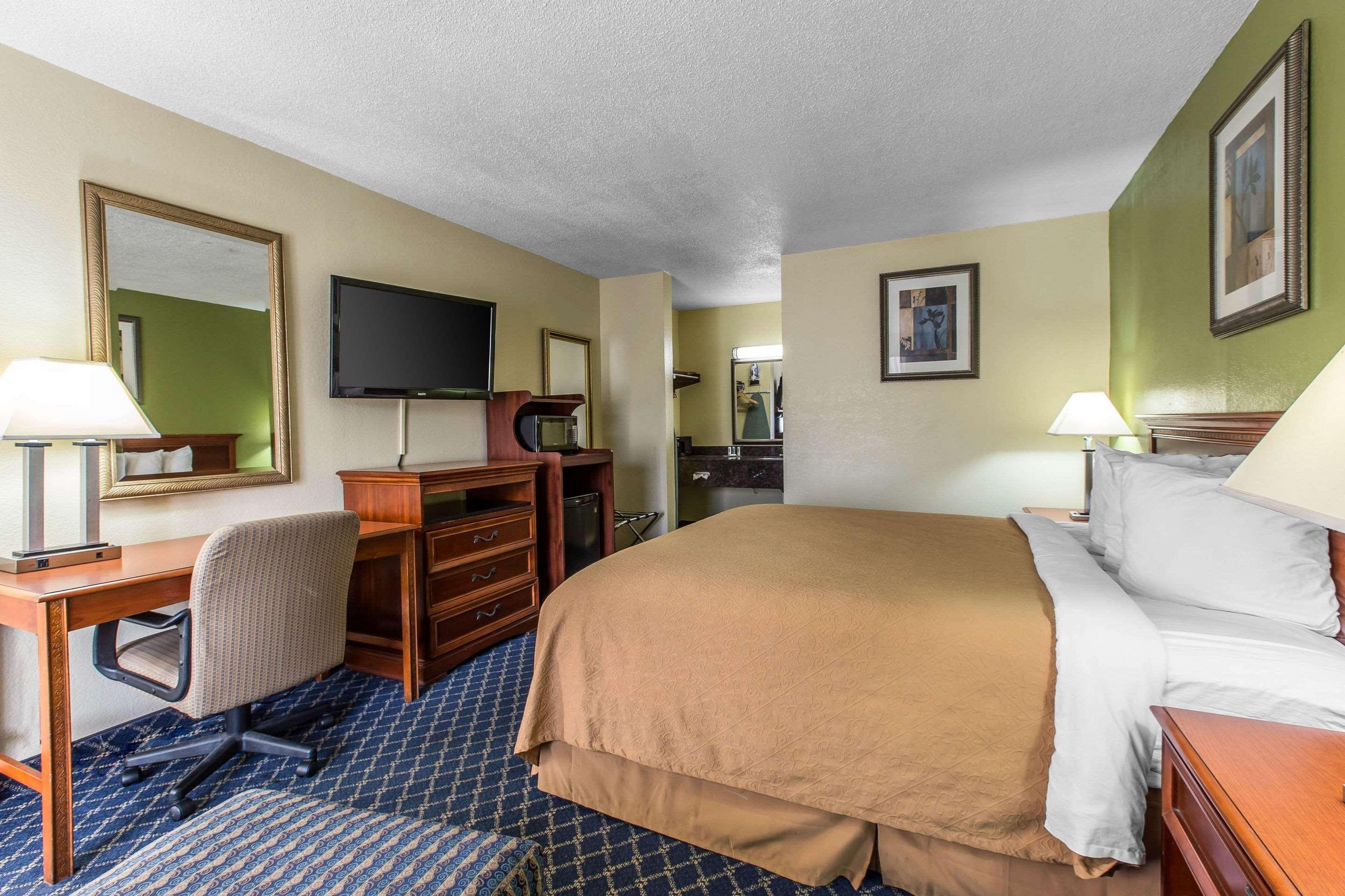 Quality Inn Midtown Саванна Экстерьер фото
