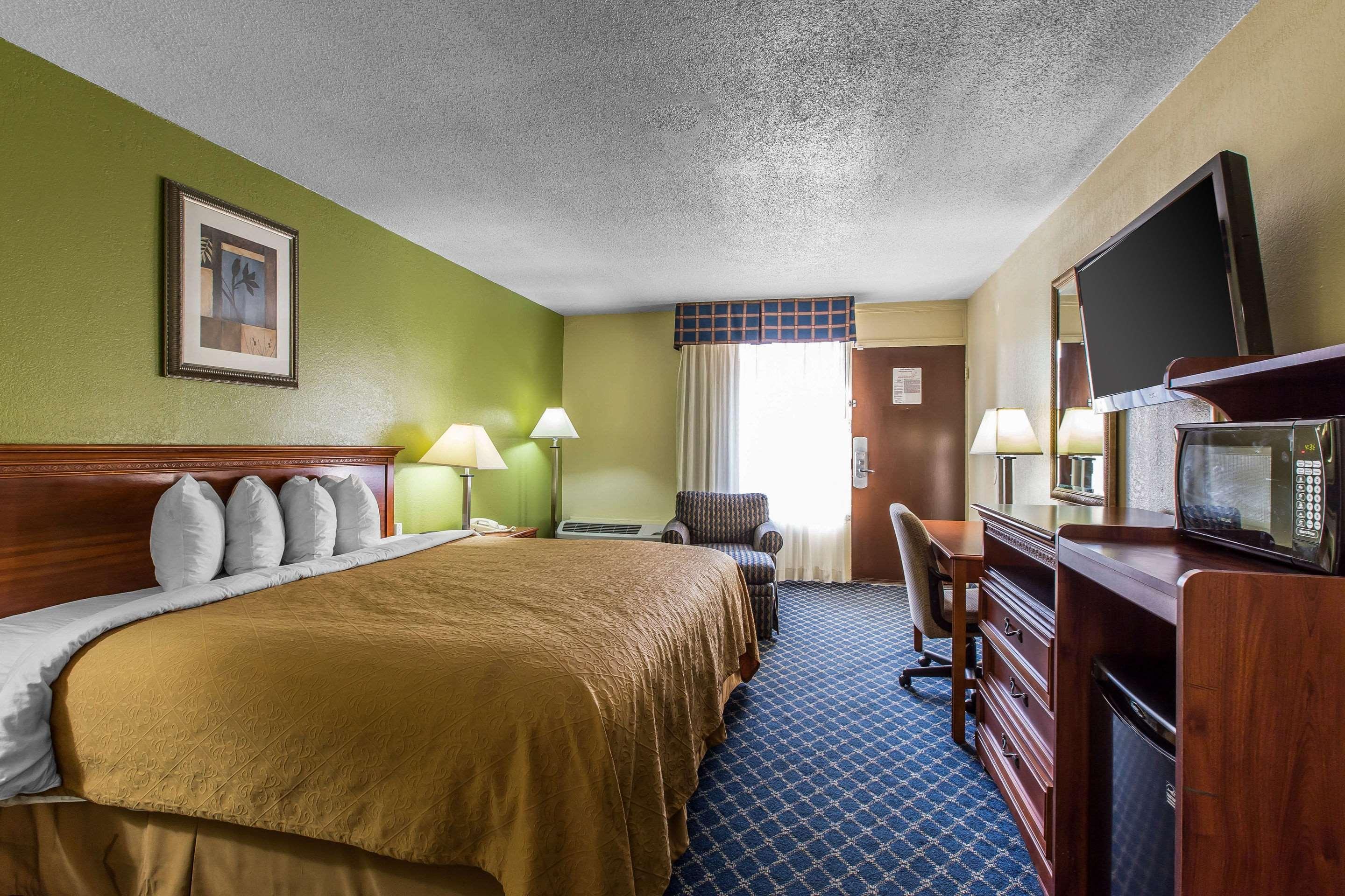 Quality Inn Midtown Саванна Экстерьер фото