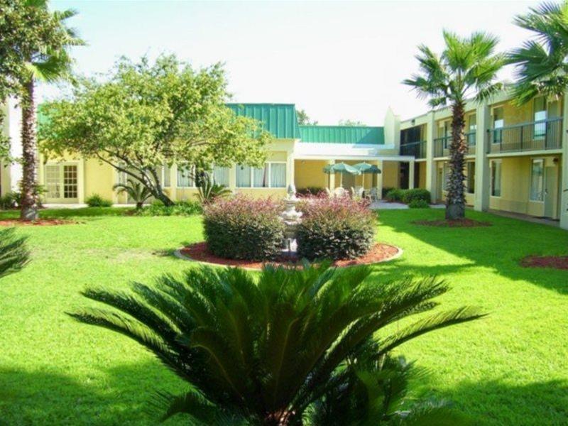 Quality Inn Midtown Саванна Экстерьер фото