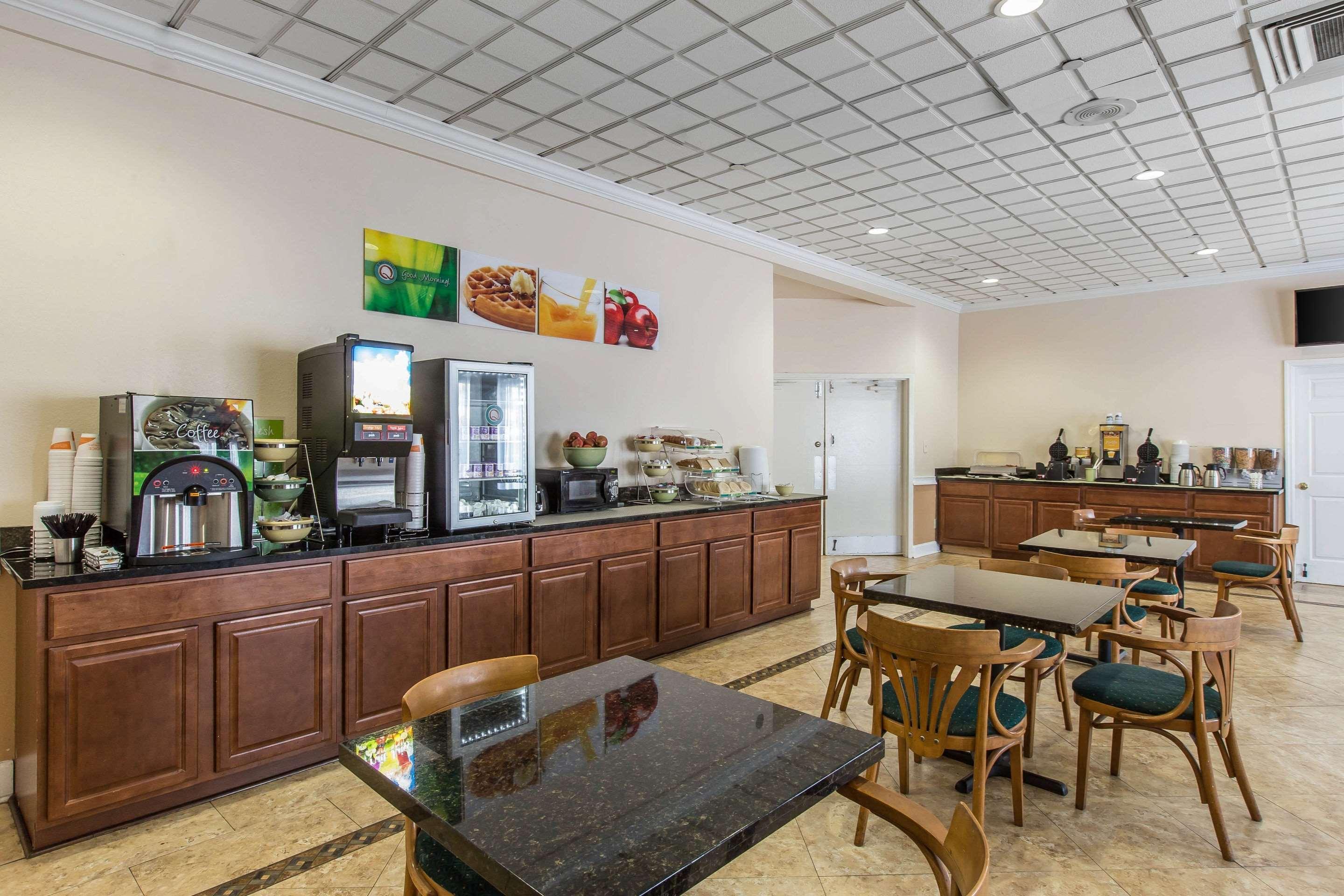 Quality Inn Midtown Саванна Экстерьер фото