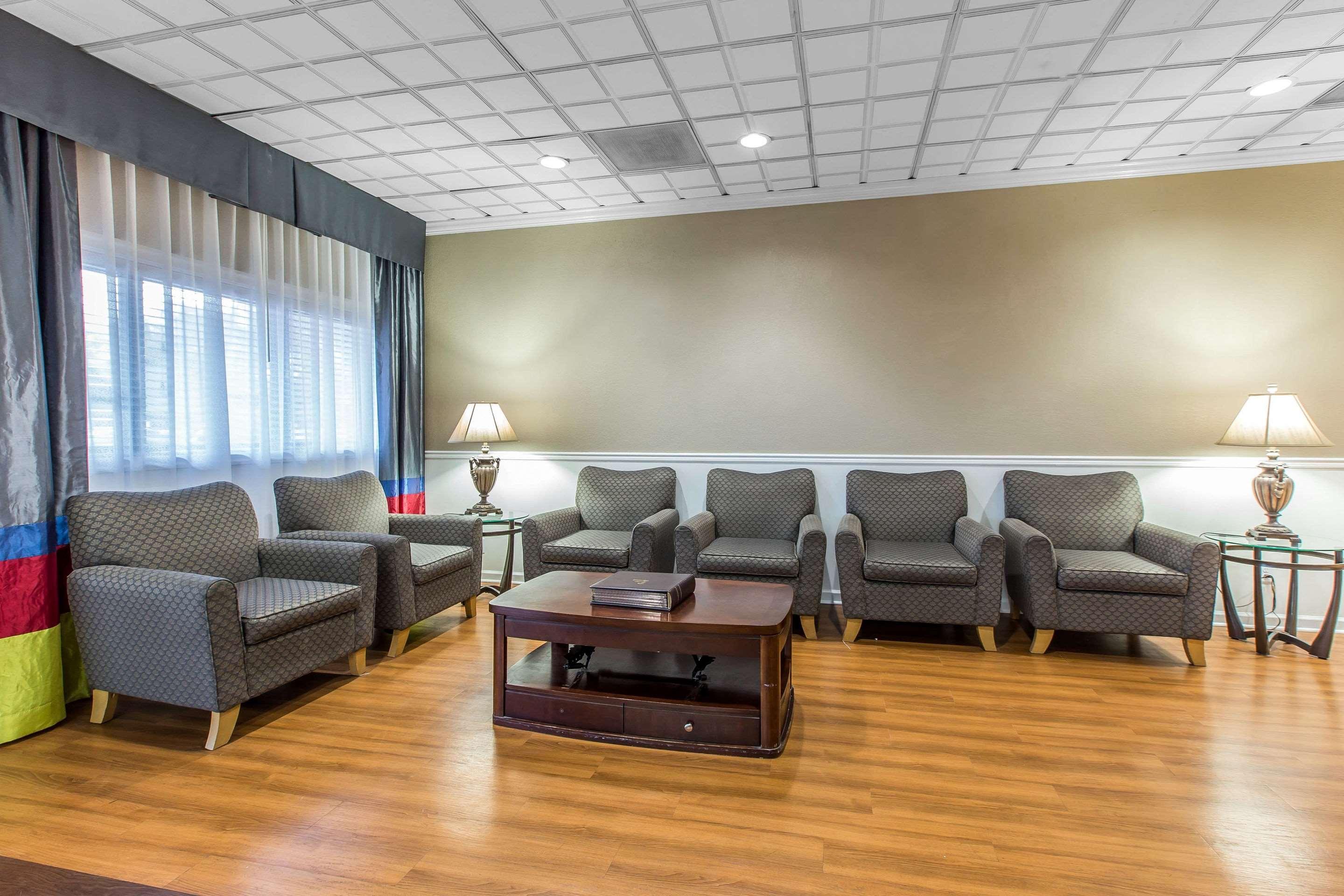 Quality Inn Midtown Саванна Экстерьер фото
