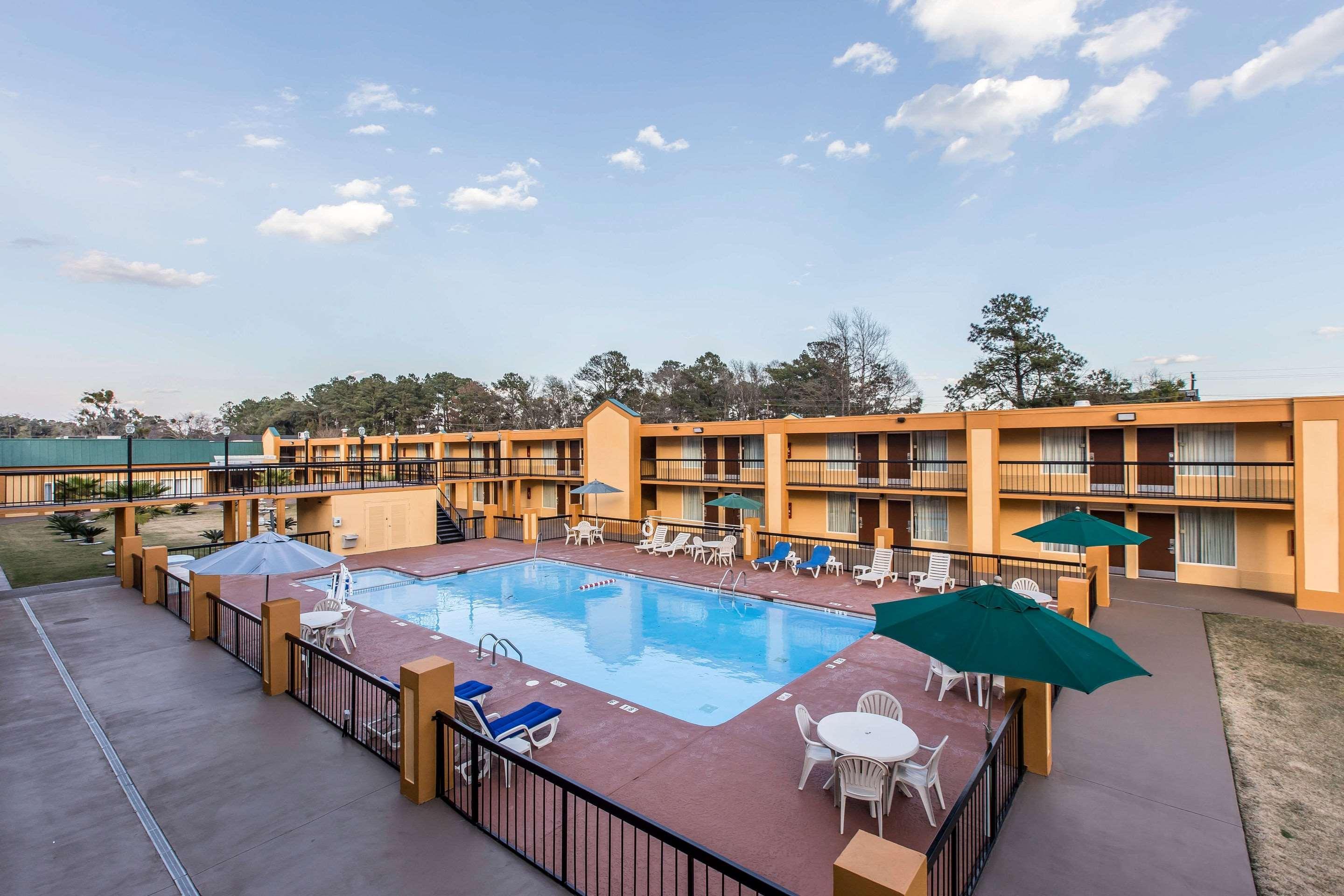 Quality Inn Midtown Саванна Экстерьер фото