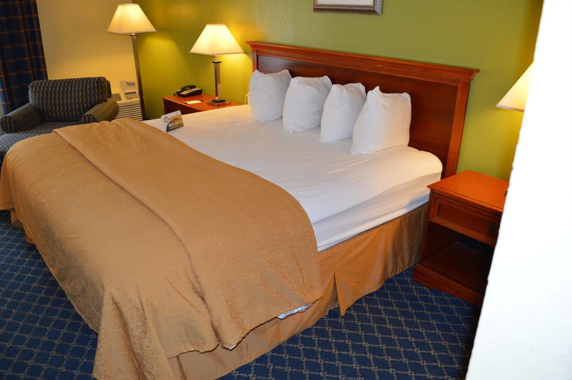 Quality Inn Midtown Саванна Экстерьер фото